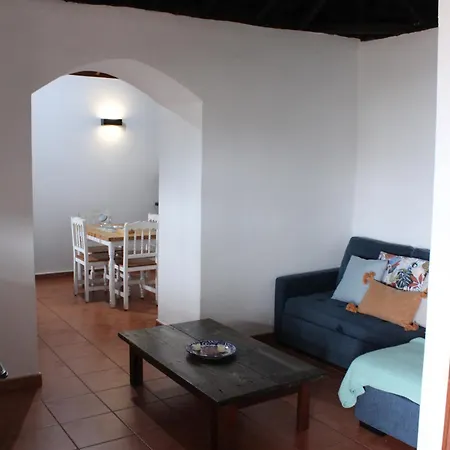 Mama Ye Dom wakacyjny *